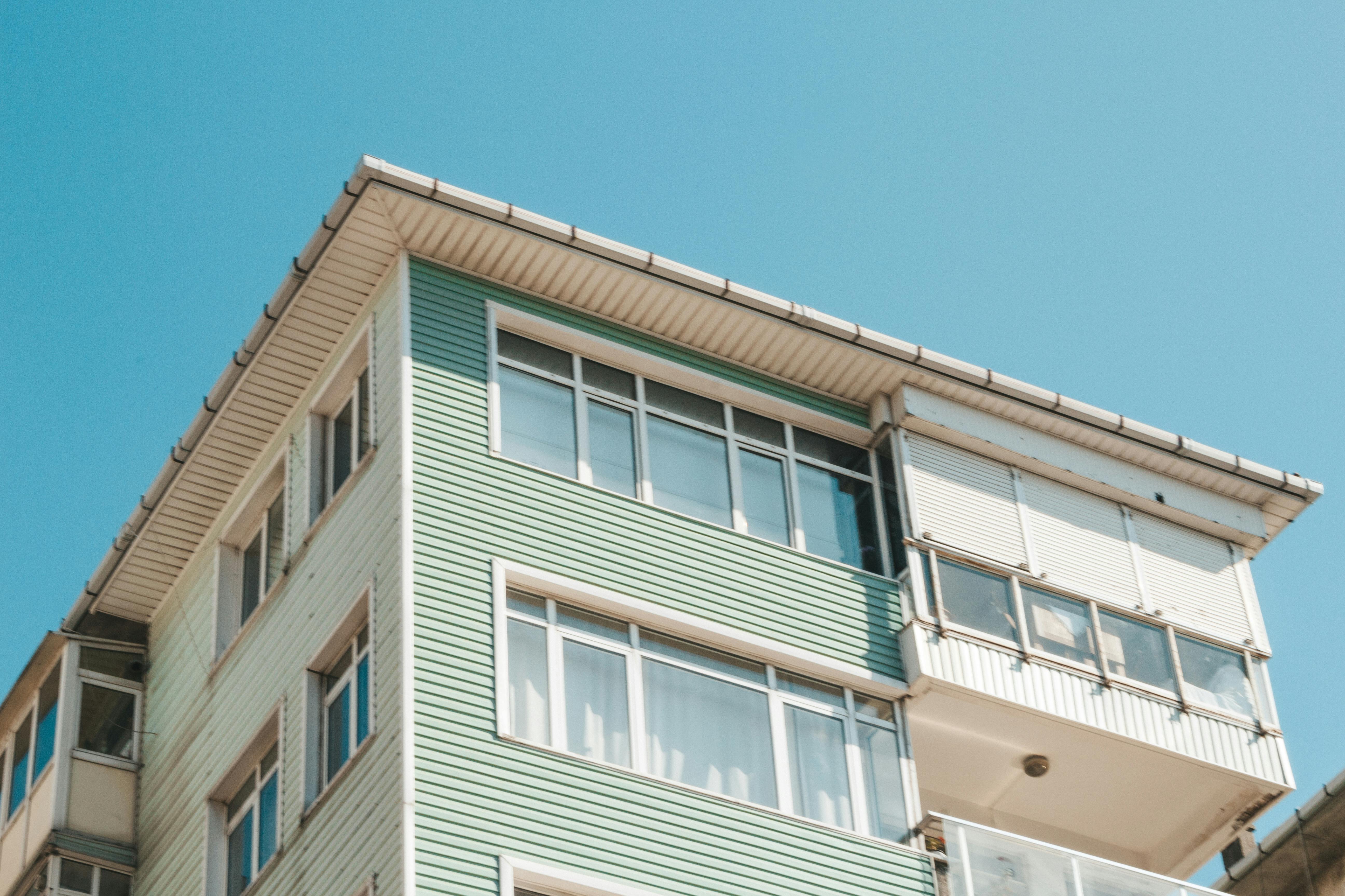 What fiduciary duties does a trustee owe to the Beneficiaries of a Trust?